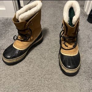 Sorel Caribou Boots